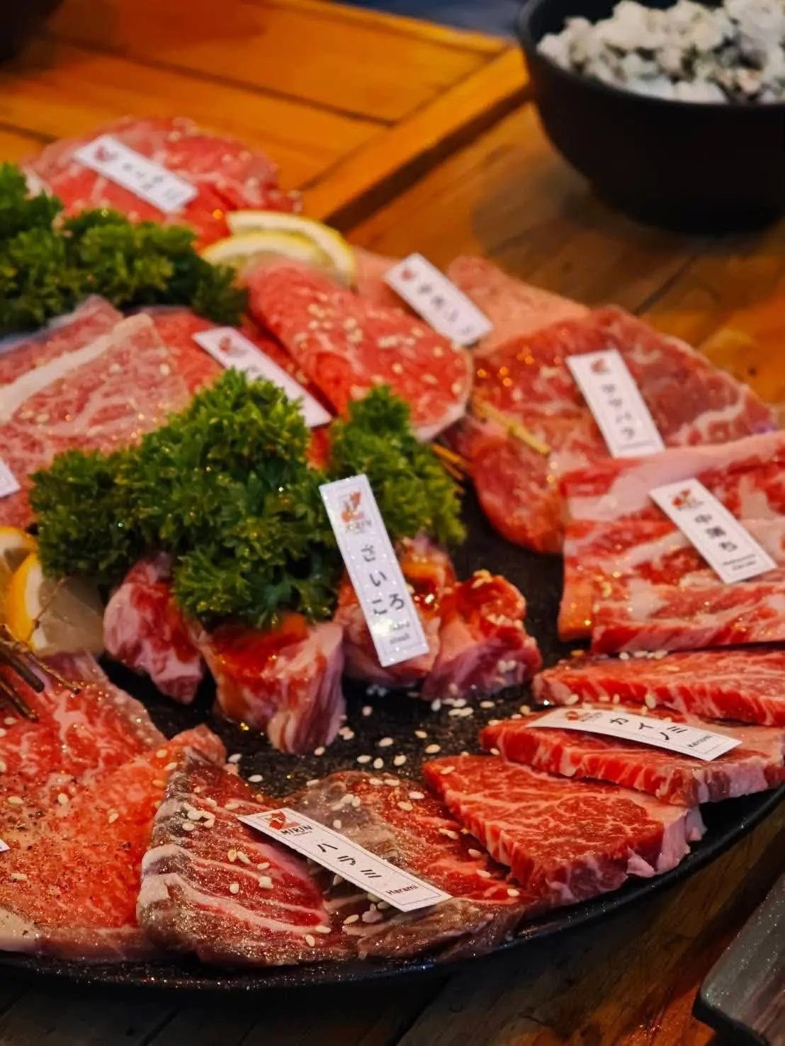 ชุดเนื้อย่างหลากหลายส่วนของ Mirin Yakiniku